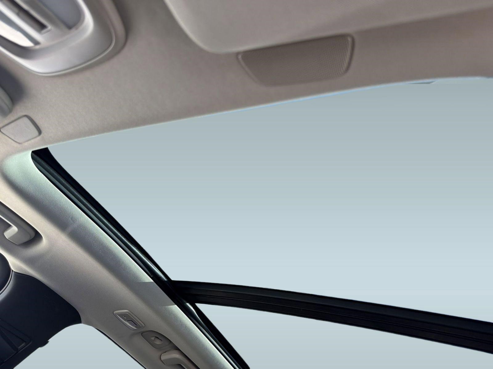 2023 Volvo Xc90 B6 Plus