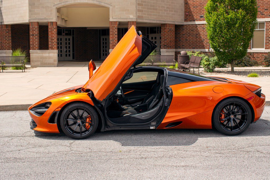 Used 2018 McLaren 720S photo 43