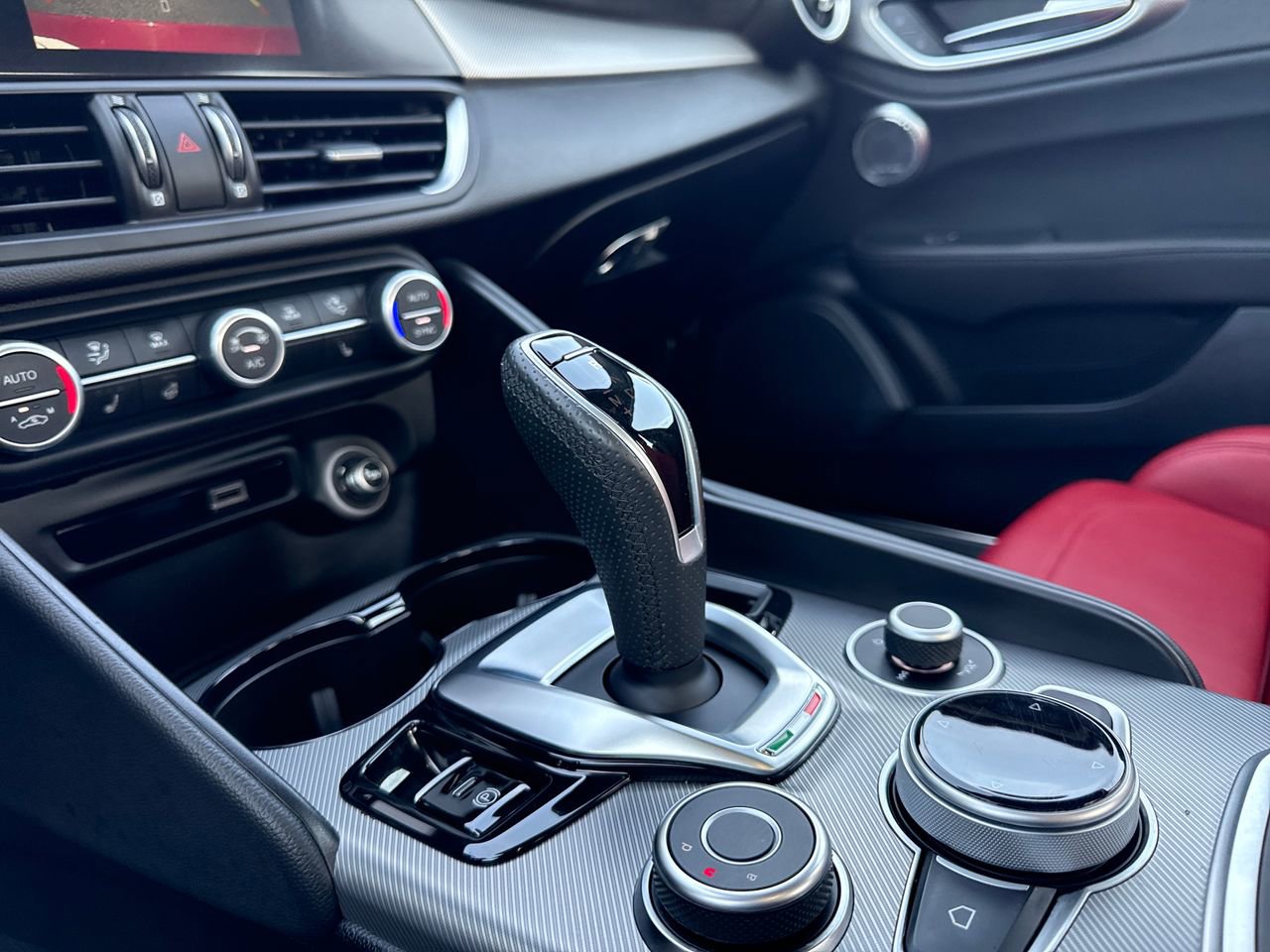 2024 Alfa Romeo Giulia Veloce