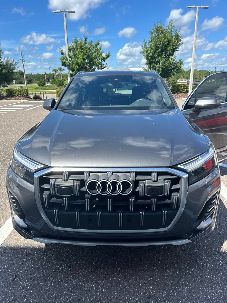 Used 2025 Audi Q7 2.0T Premium