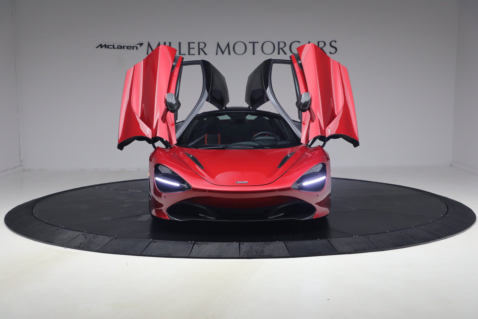 Used 2019 McLaren 720S Performance photo 12