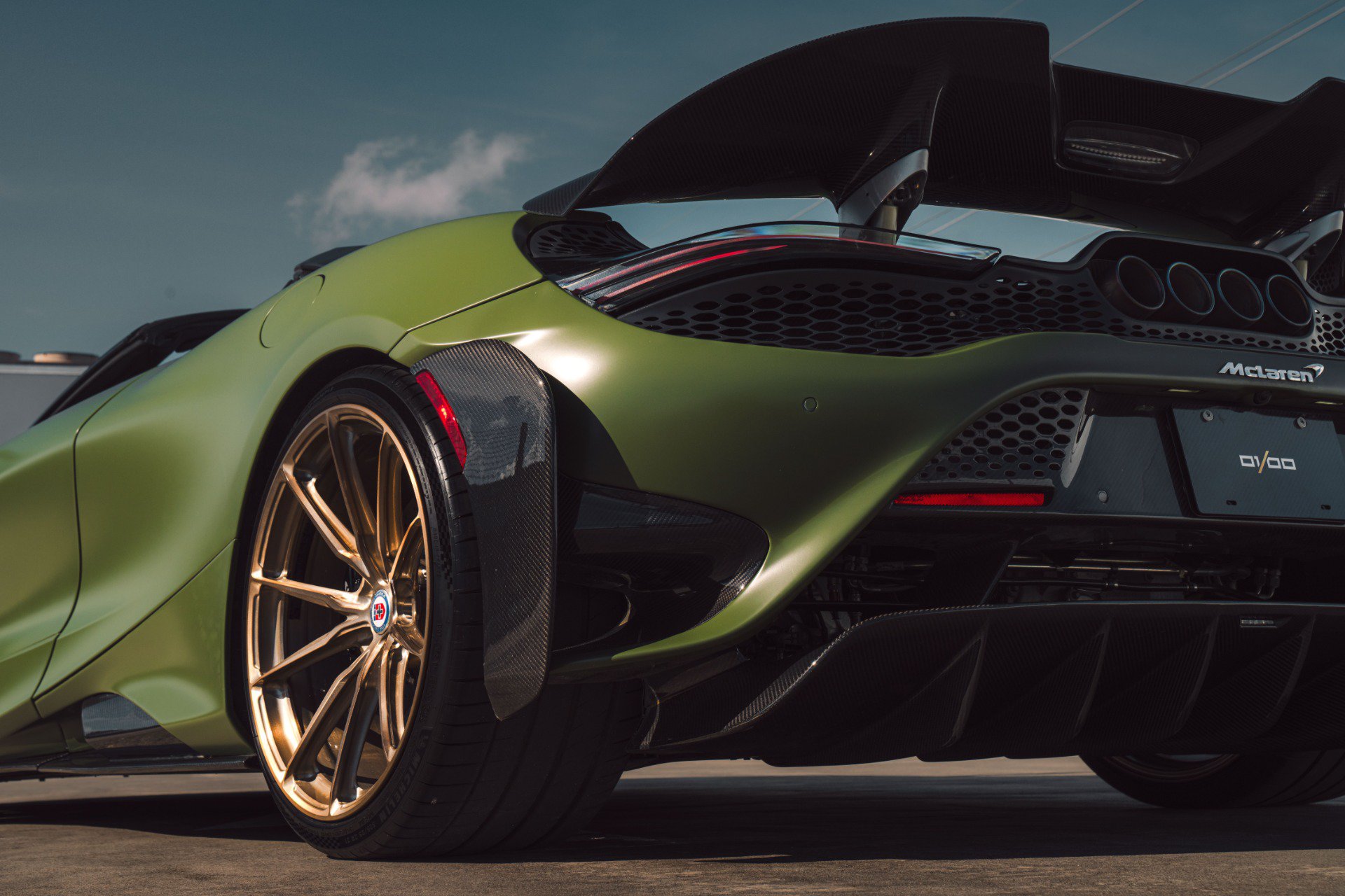 Used 2022 McLaren 765LT photo 70