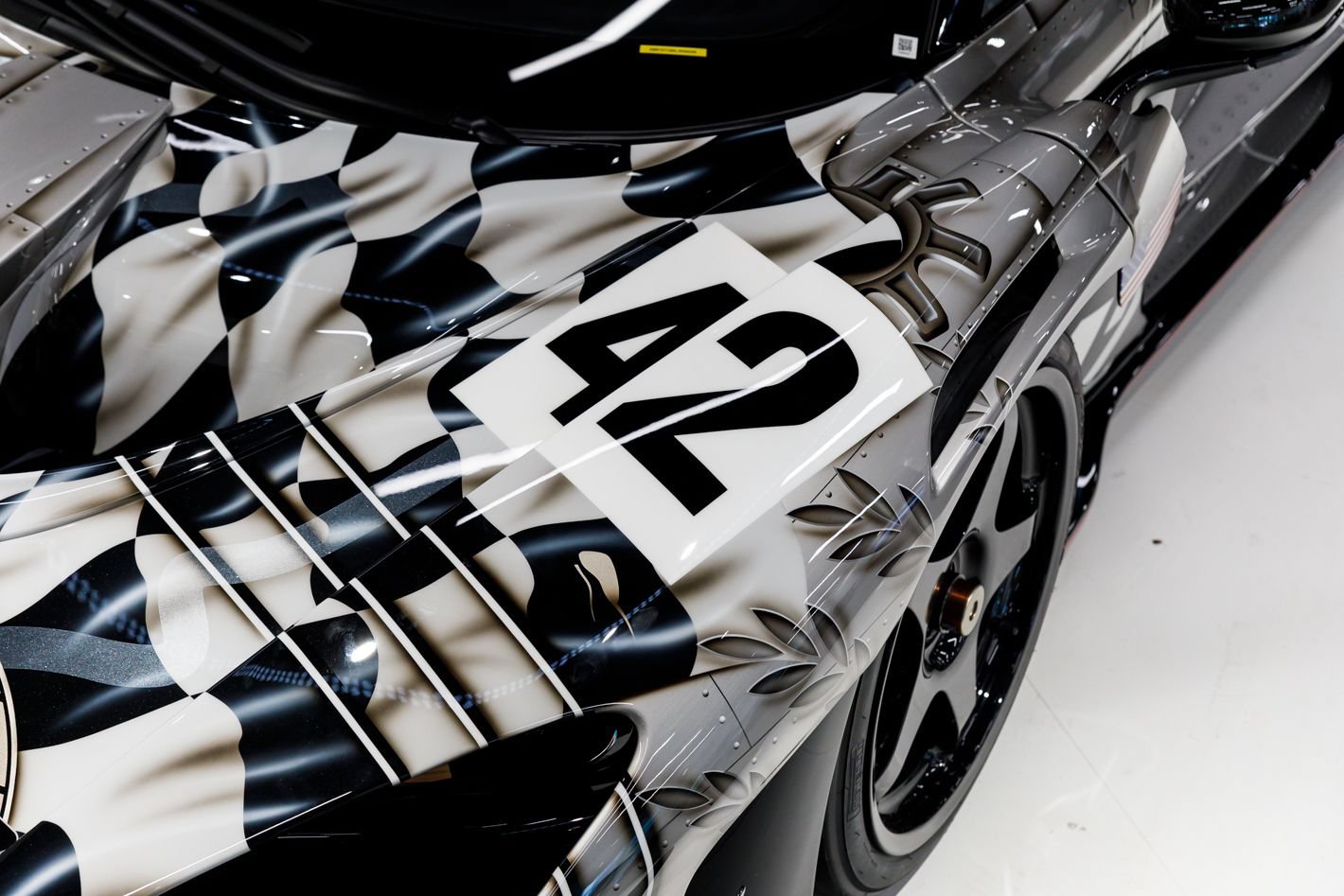 Used 2020 McLaren Senna photo 50