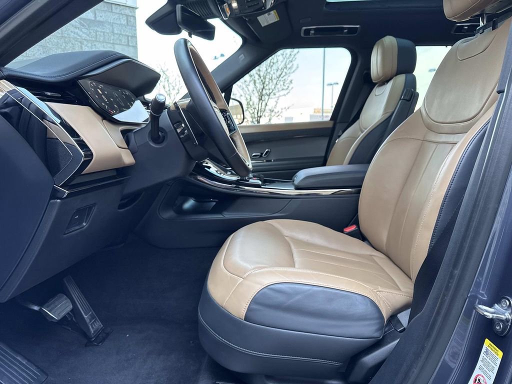 2025 Land Rover Range Rover Sport Dynamic SE