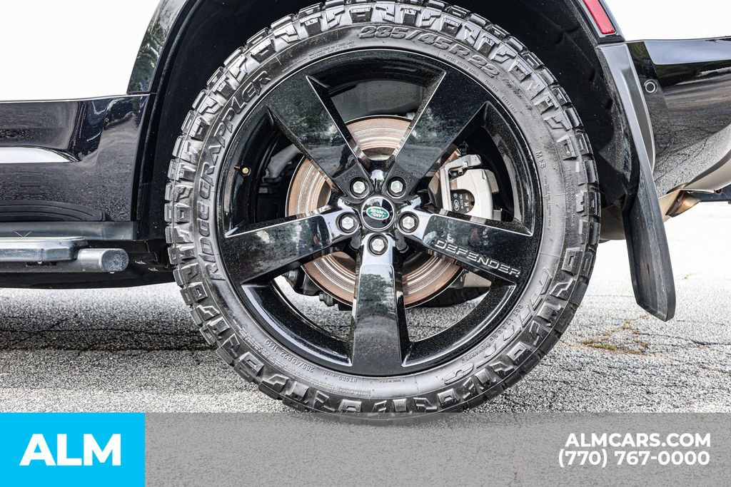 2022 Land Rover Defender 110 X-Dynamic SE