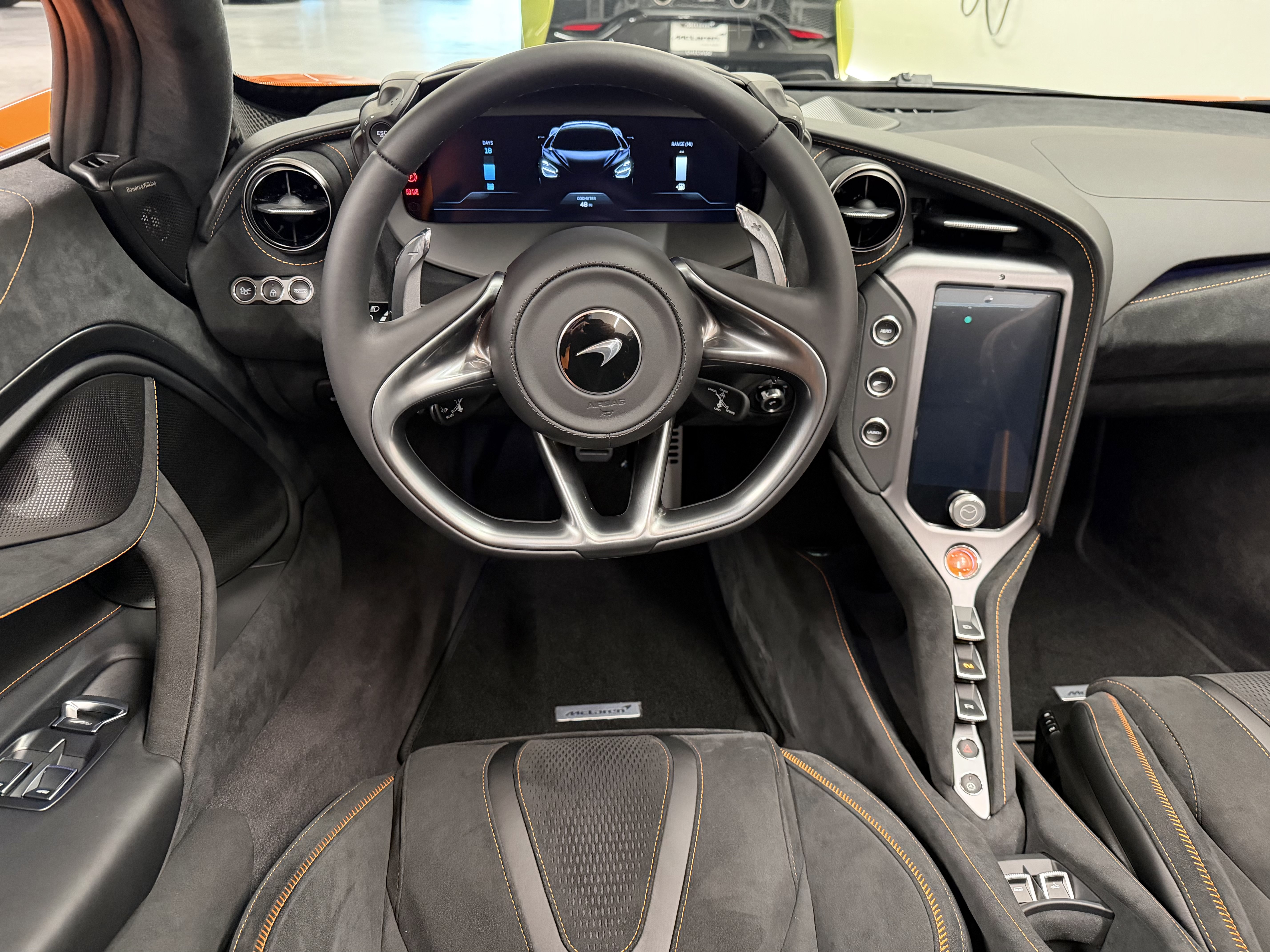 Used 2027 McLaren 750S Spider photo 19