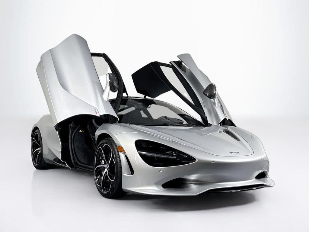 Used 2024 McLaren 750S photo 21