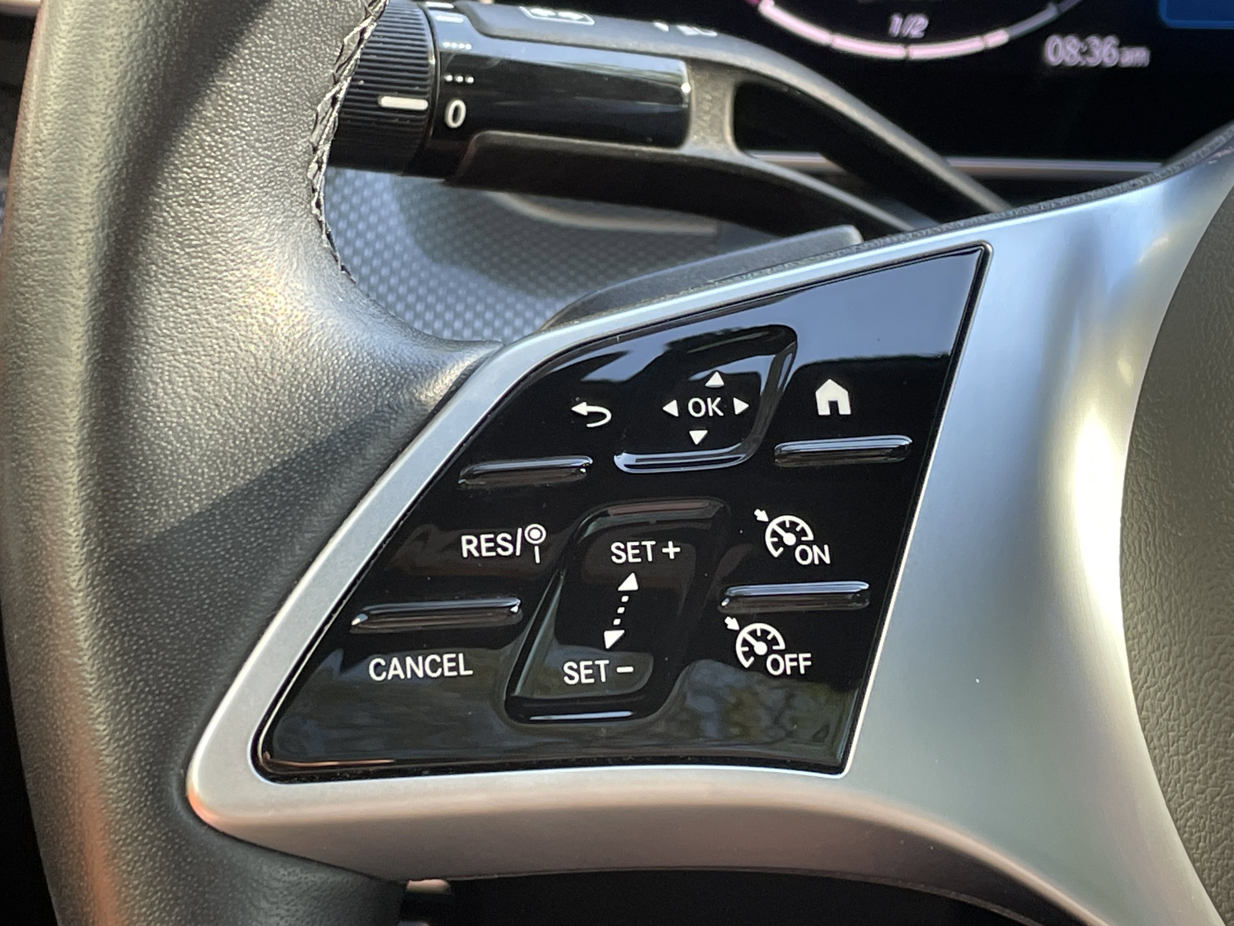 2025 Mercedes-Benz C 300 Sedan