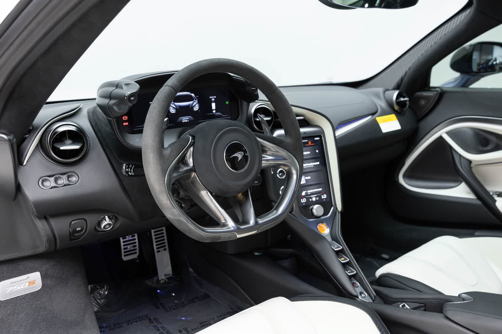 Used 2026 McLaren 750S Spider 2