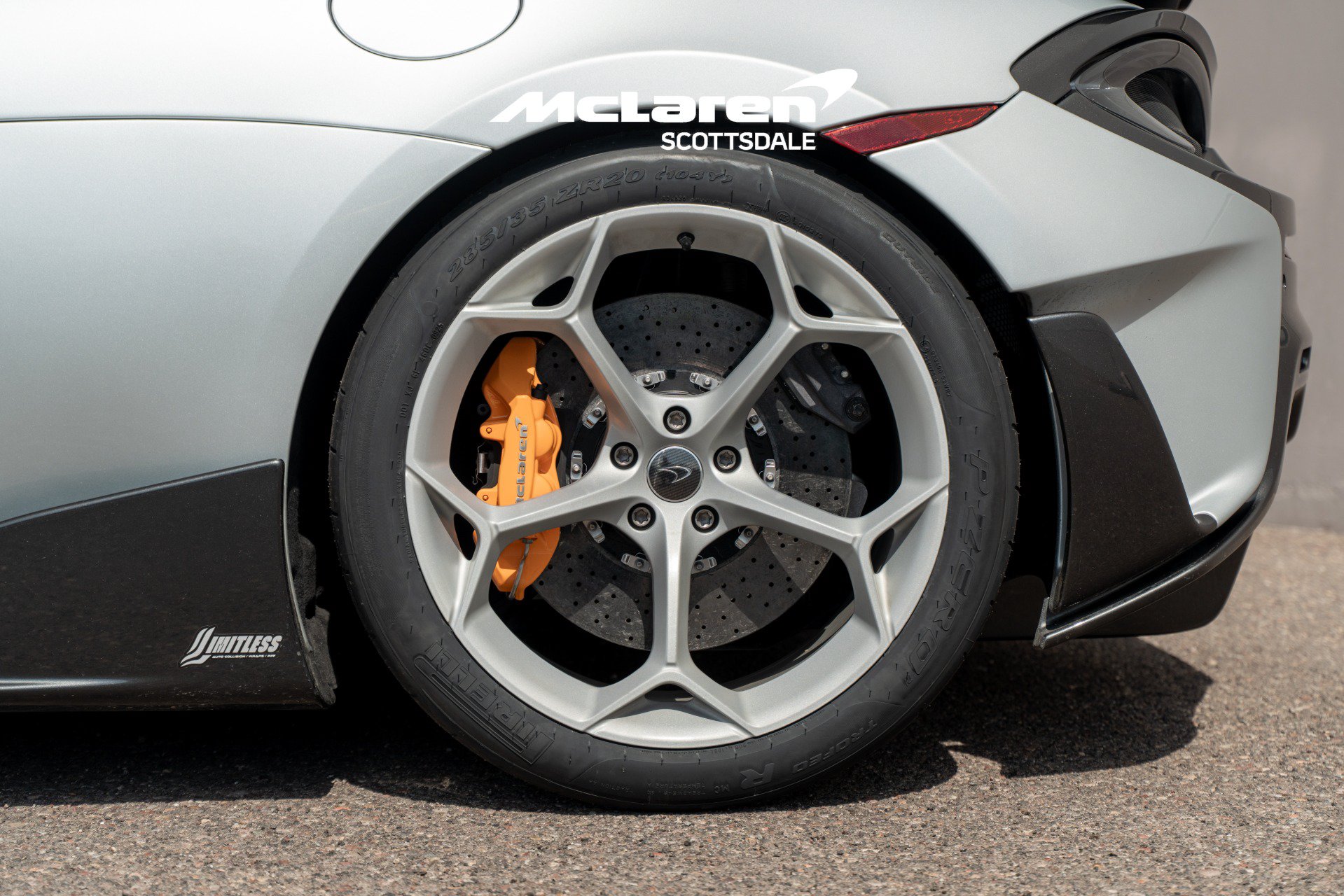 Used 2020 McLaren 600LT Spider photo 33