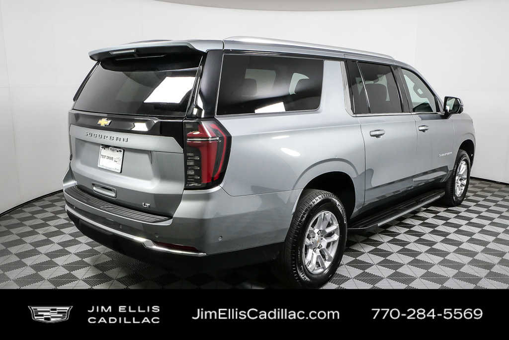 2025 Chevrolet Suburban LT