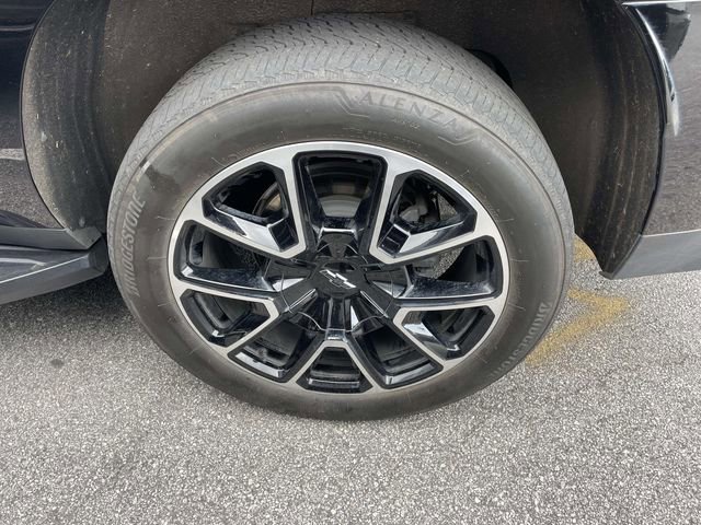 2022 Chevrolet Suburban RST