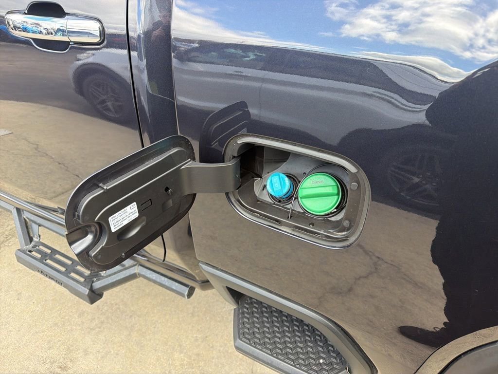 2025 GMC Sierra 2500 SLT