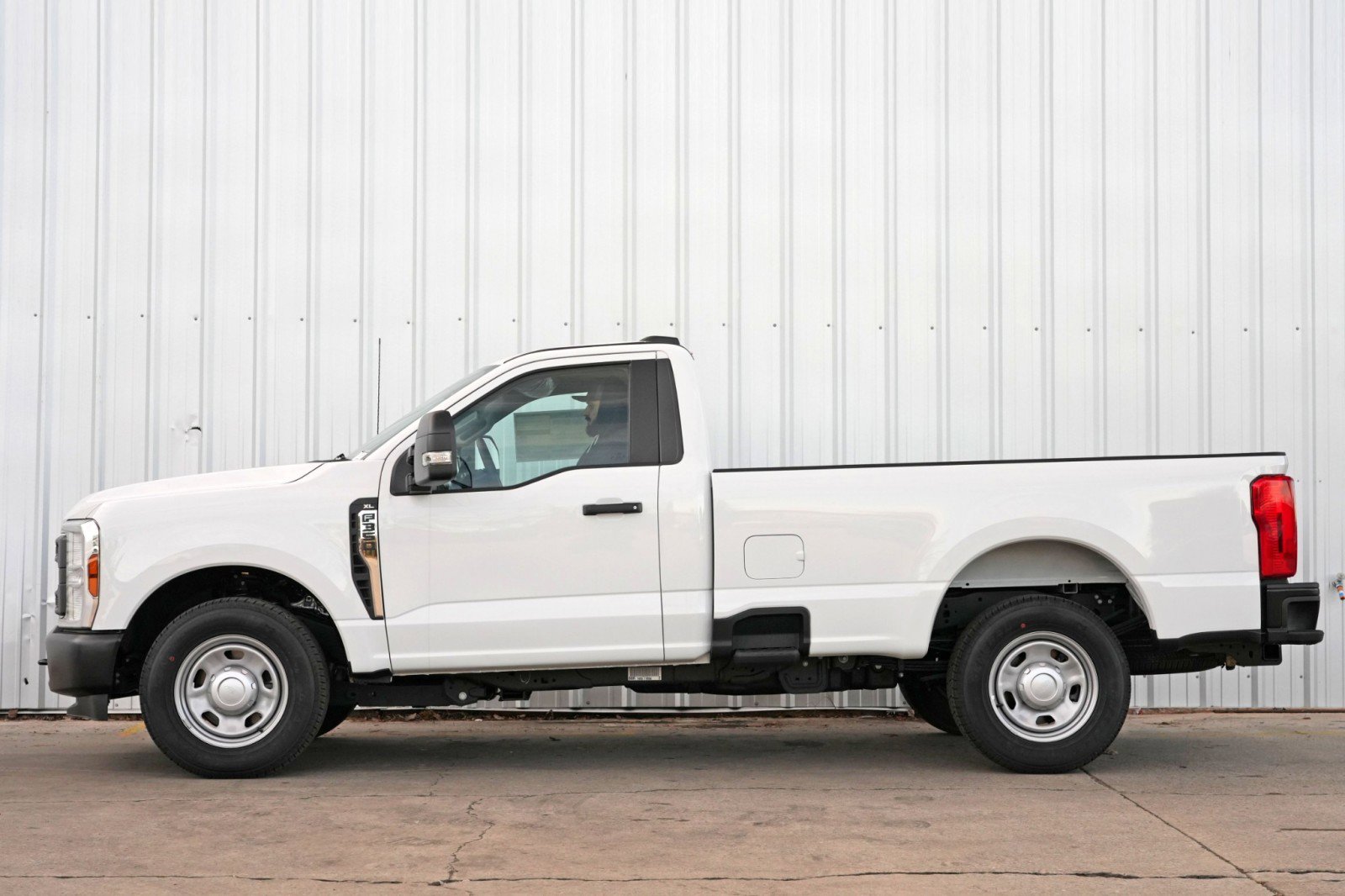 2025 Ford F350 XL