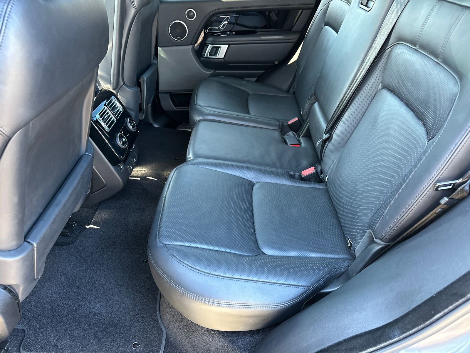 2022 Land Rover Range Rover P525 Westminster Edition