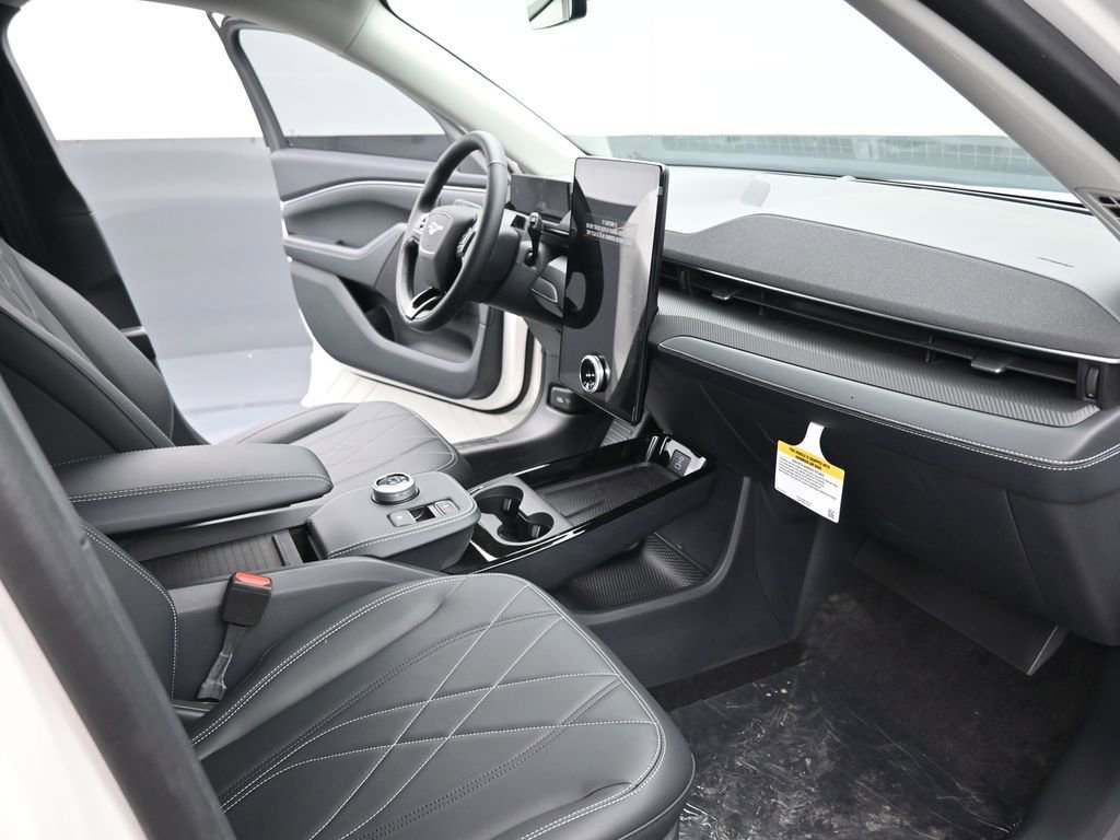 2024 Ford Mustang Mach-E Select