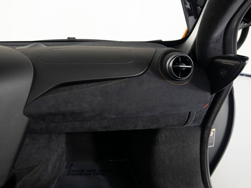 Used 2025 McLaren 750S photo 28