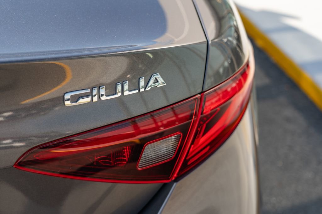 2023 Alfa Romeo Giulia Veloce