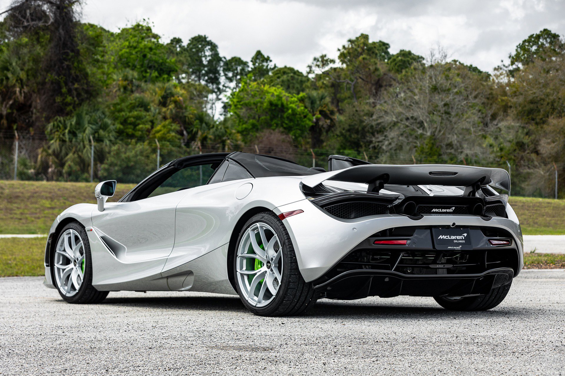 Used 2020 McLaren 720S Luxury photo 12