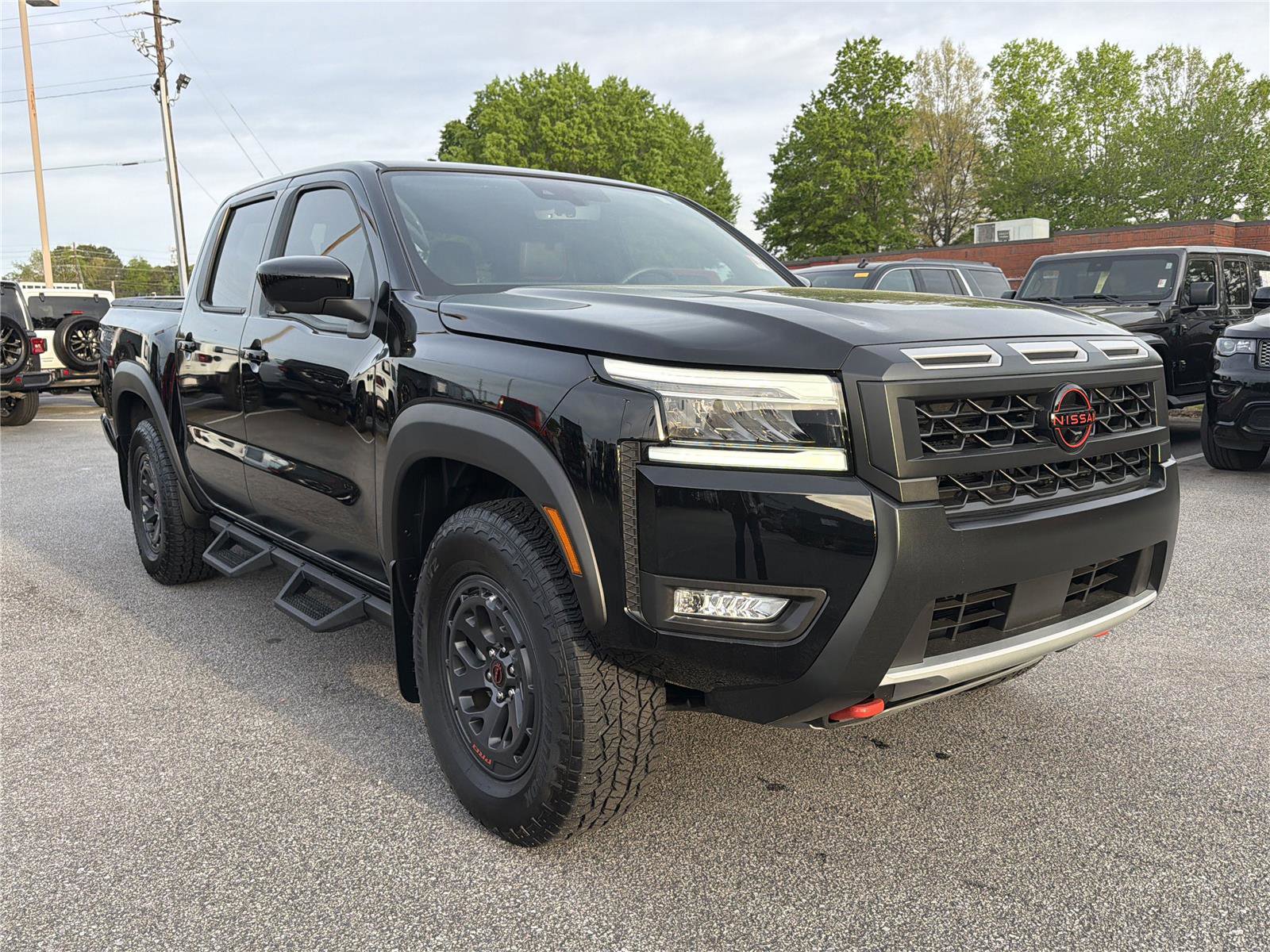 2025 Nissan Frontier PRO-4X