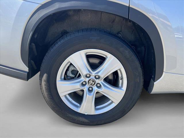 2025 Toyota Highlander LE