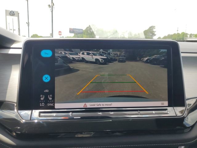 2025 Volkswagen Atlas Cross Sport SE