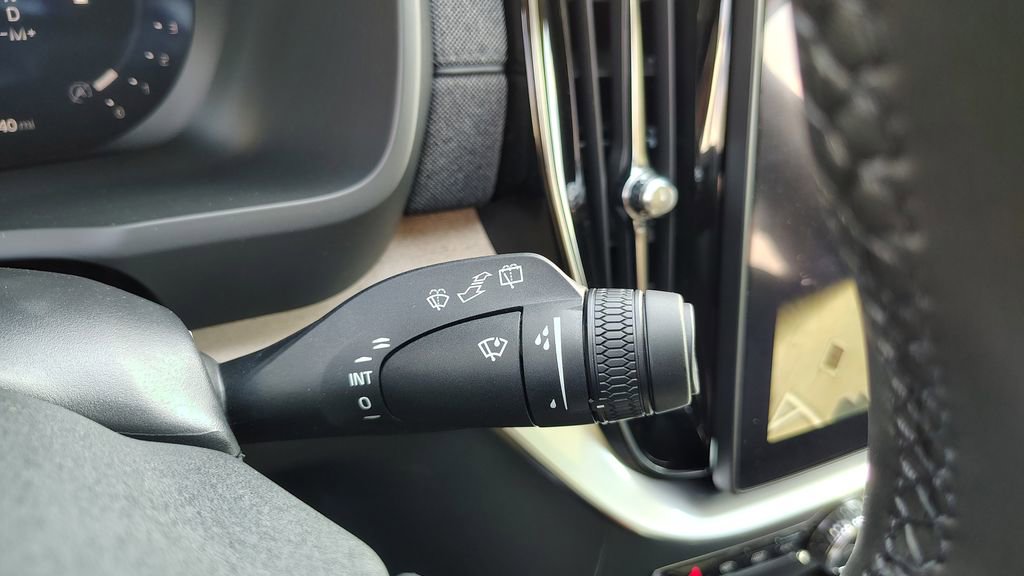 2026 Volvo Xc90 B6 Plus