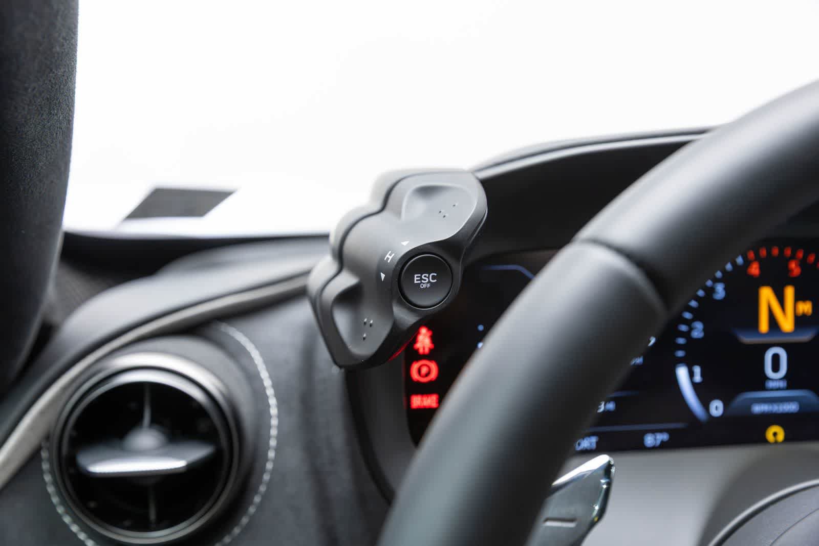New 2027 McLaren 750S photo 33