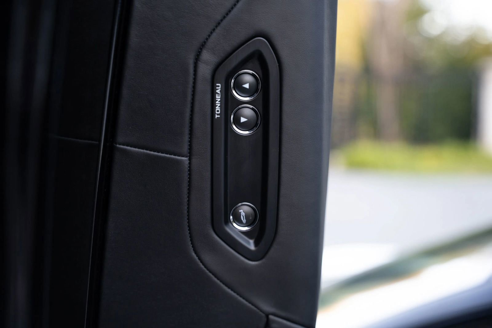 Used 2021 McLaren 720S Spider photo 38