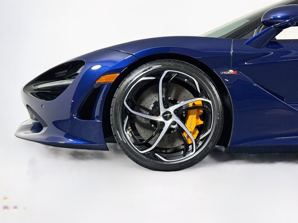Used 2026 McLaren 750S Spider photo 28