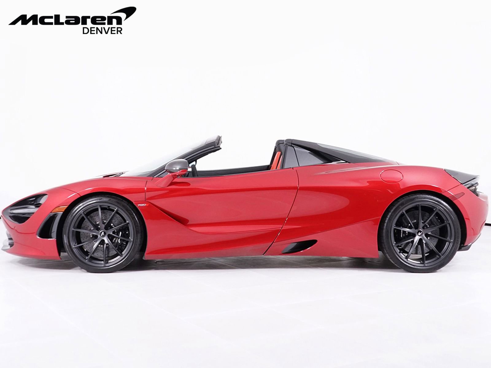 Used 2020 McLaren 720S Spider photo 2