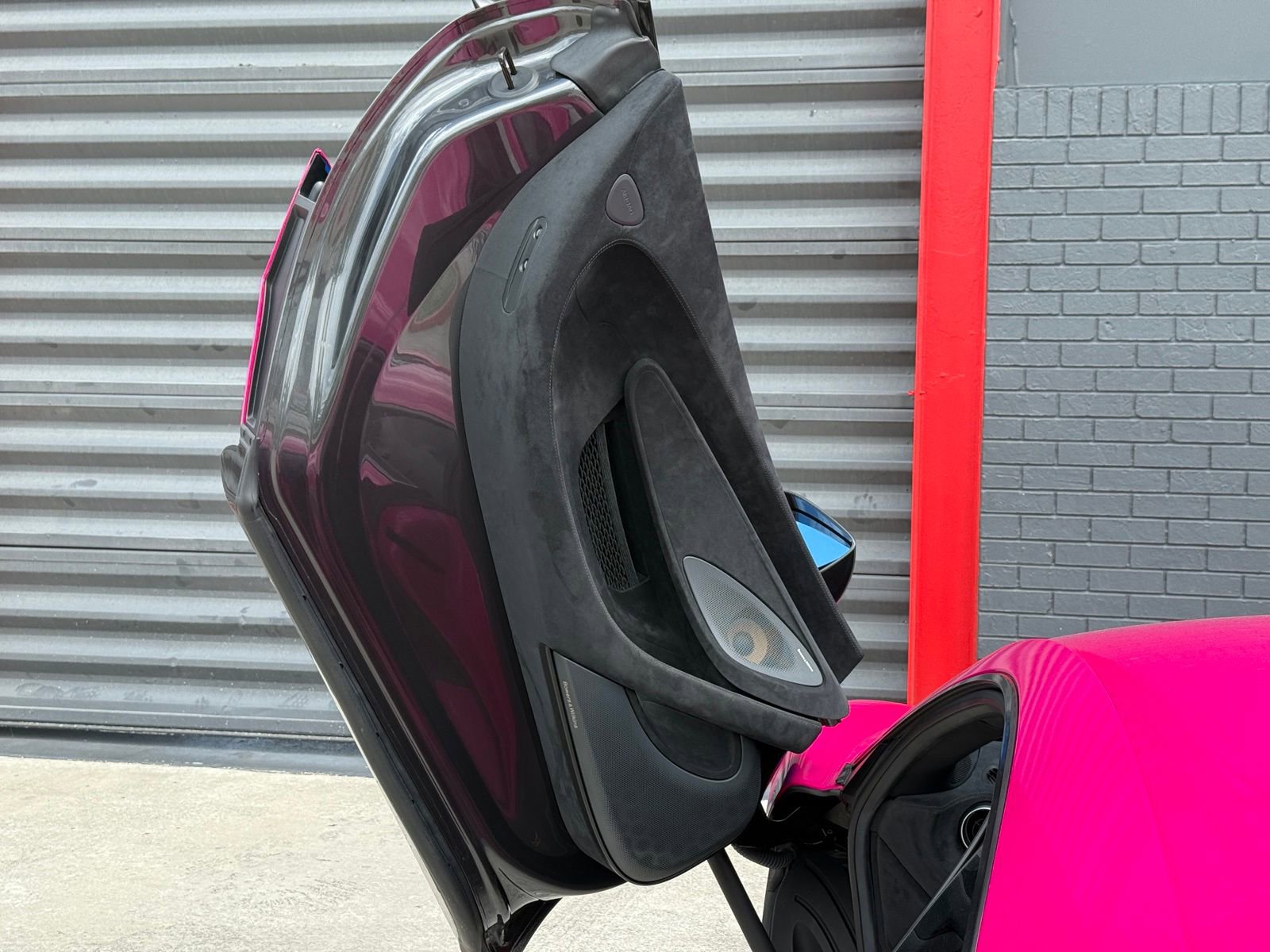 Used 2019 McLaren 600LT photo 19