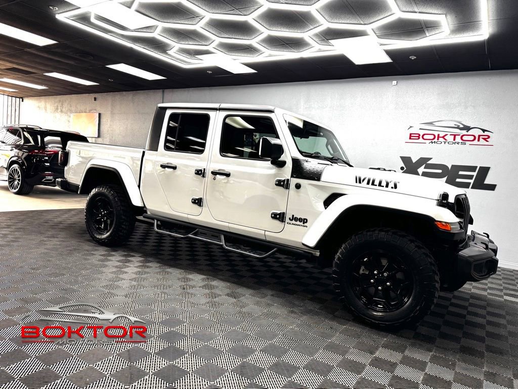 2022 Jeep Gladiator Willys