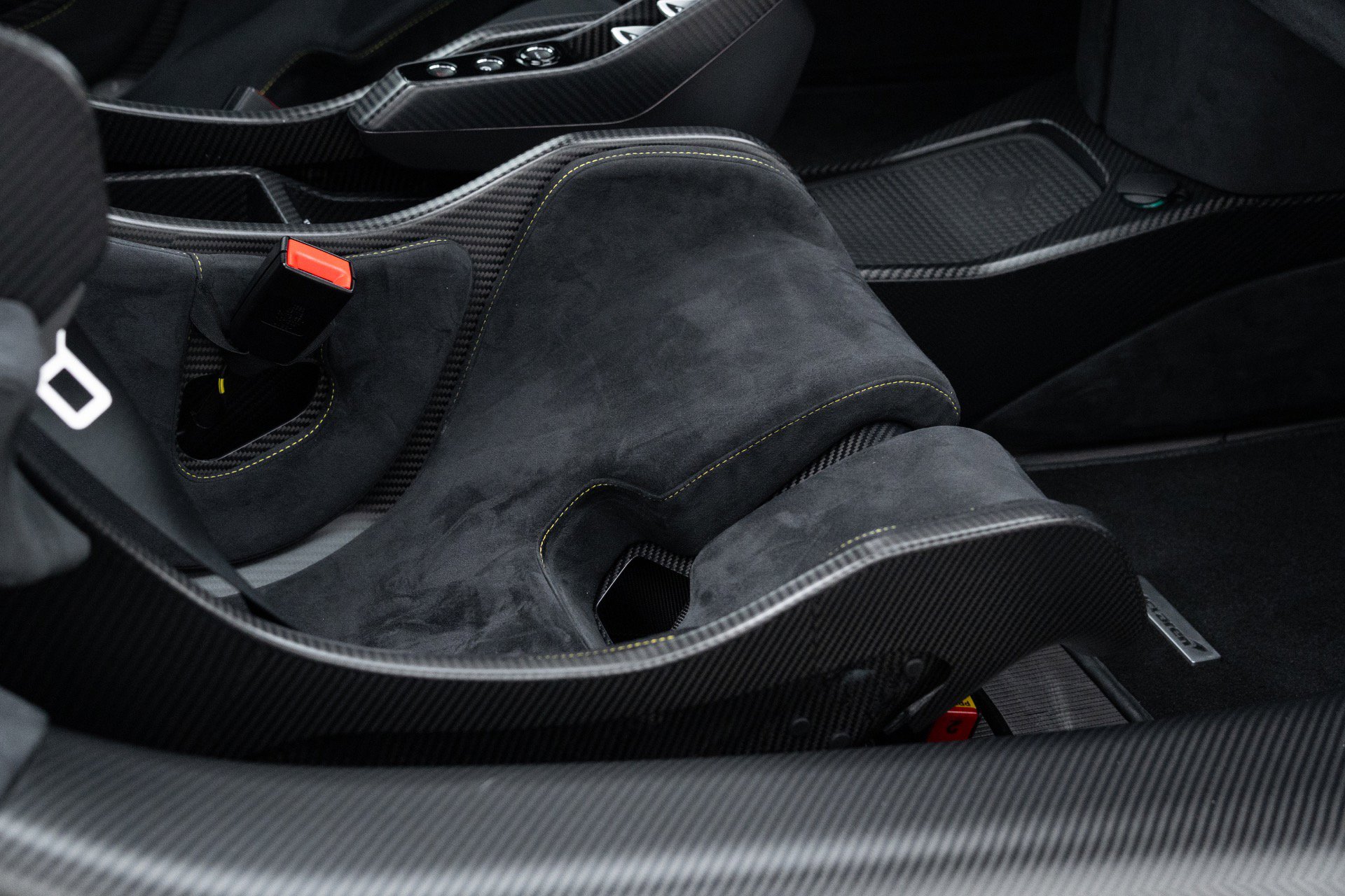 Used 2019 McLaren Senna photo 78