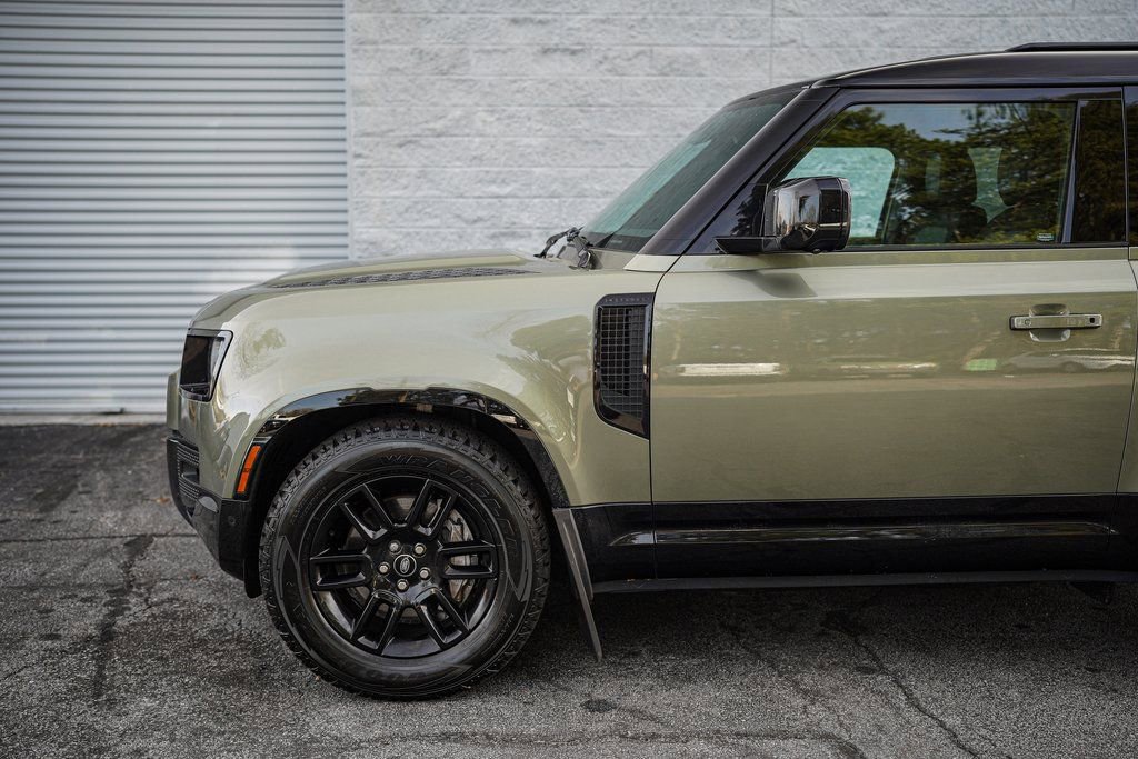 2022 Land Rover Defender 90 X-Dynamic S