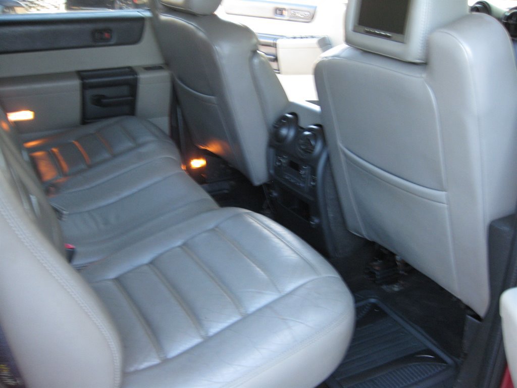 2005 HUMMER H2