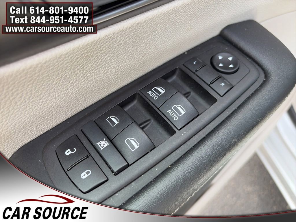 2024 Chrysler Pacifica Touring-L