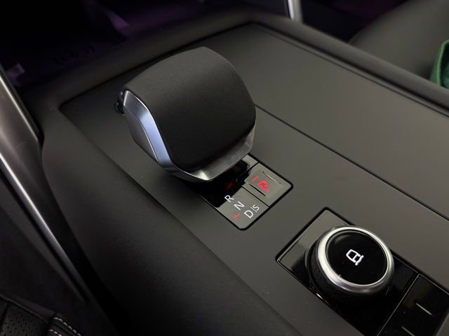 2026 Land Rover Discovery S