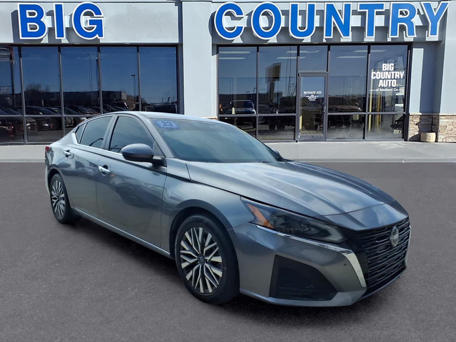 Used 2023 Nissan Altima 2.5 SV