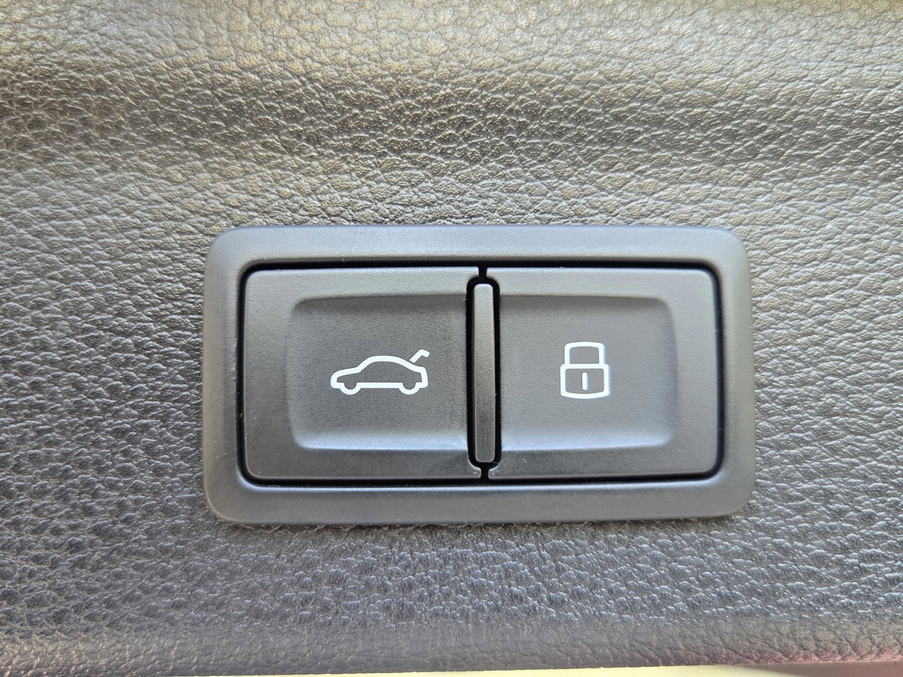 2023 Audi Q3 2.0T Premium