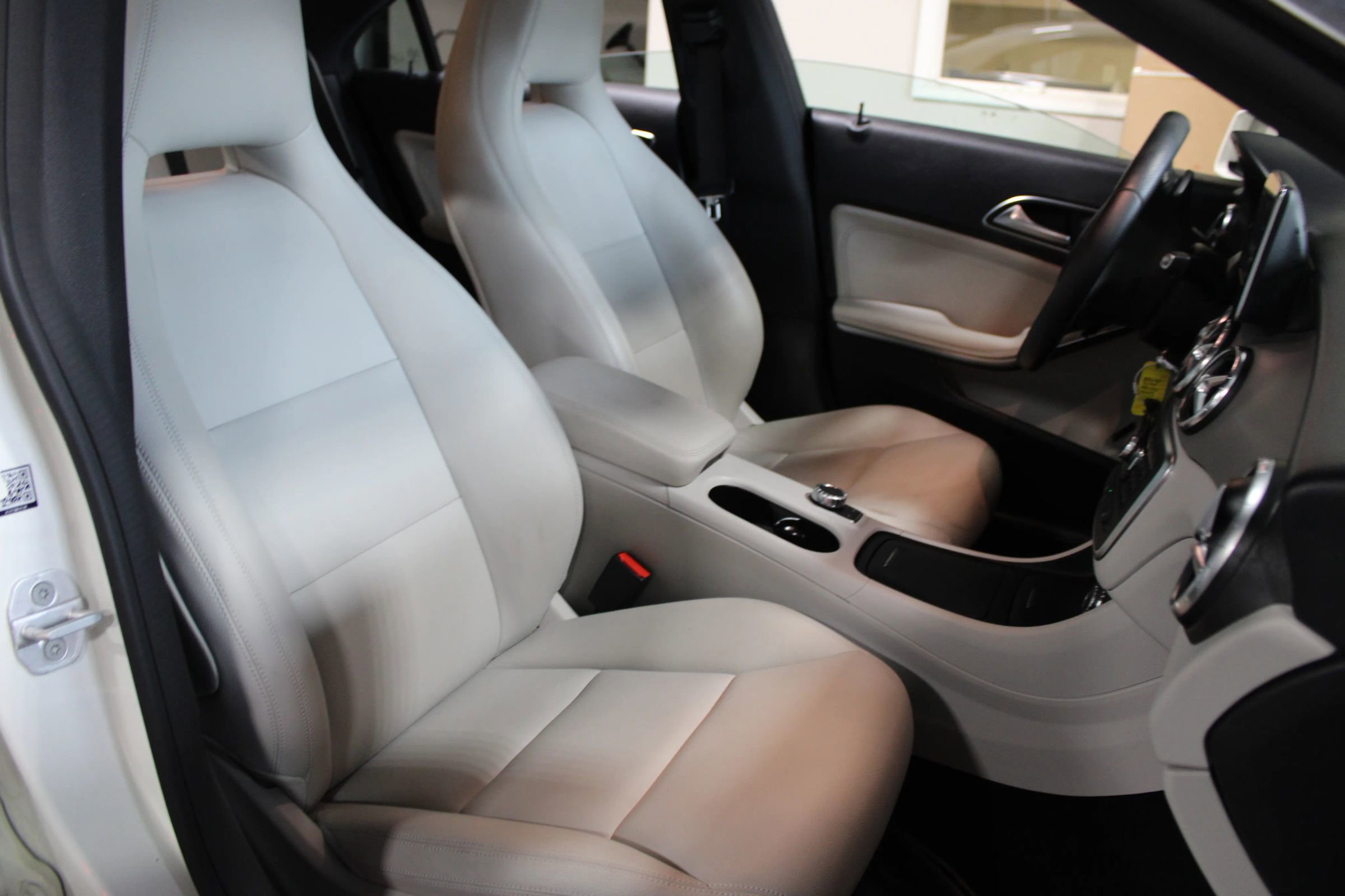 2014 Mercedes-Benz CLA 250