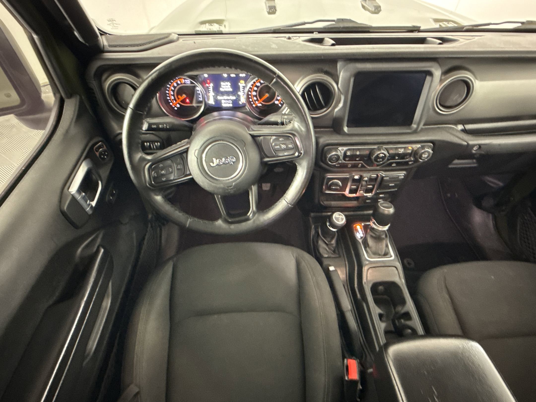 2021 Jeep Gladiator Willys