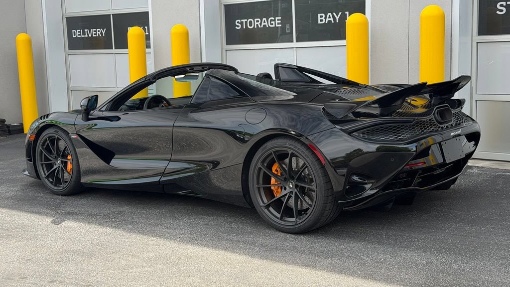Used 2026 McLaren 750S Spider 4
