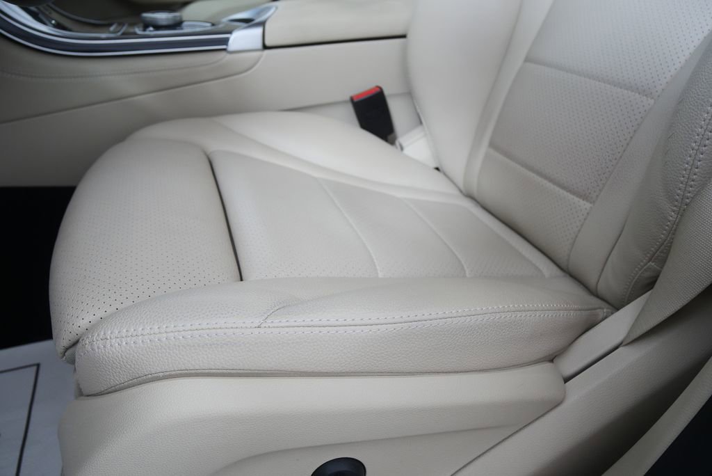 2017 Mercedes-Benz GLC 300 4MATIC