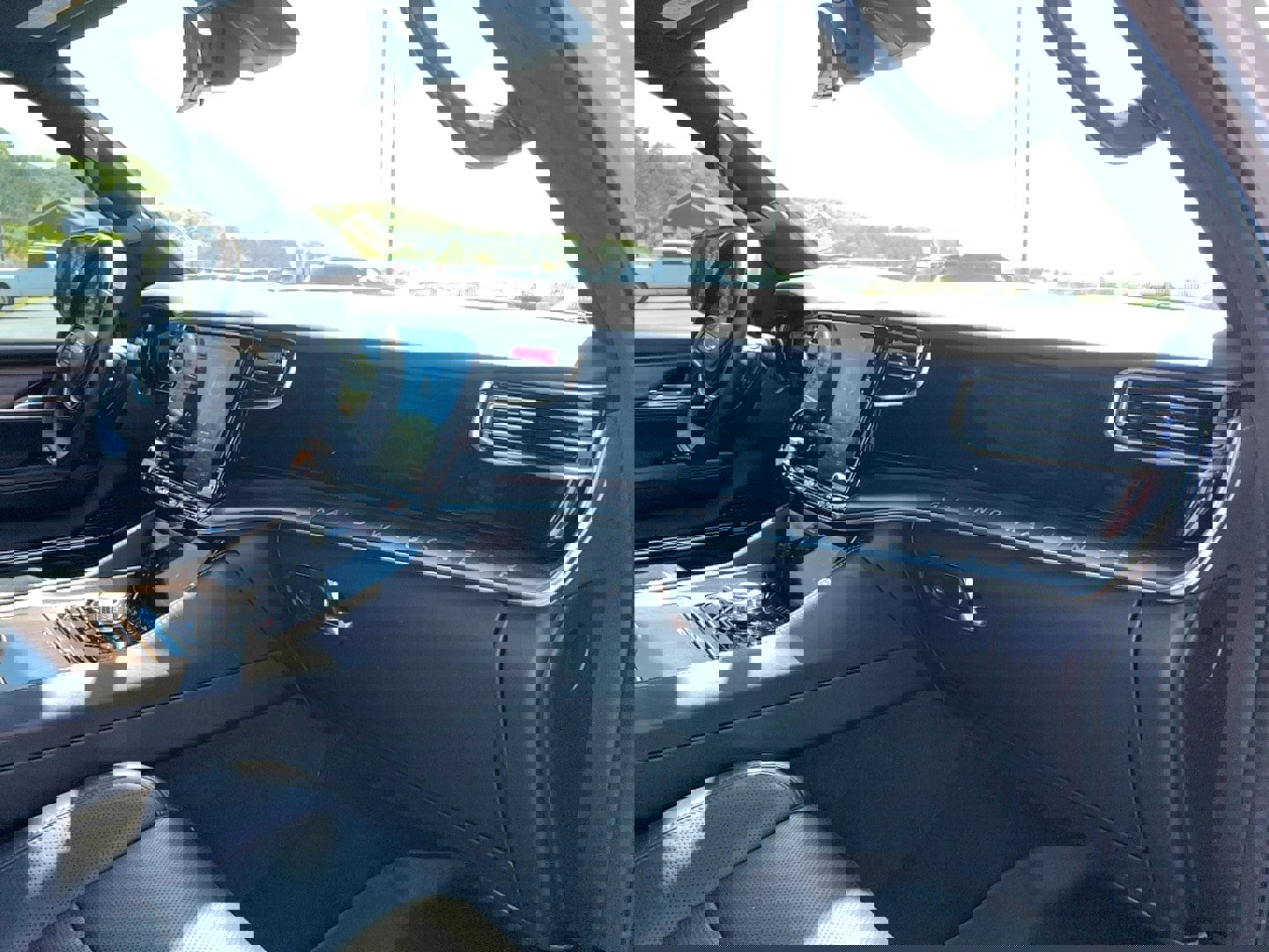 2022 Jeep Grand Wagoneer Series II