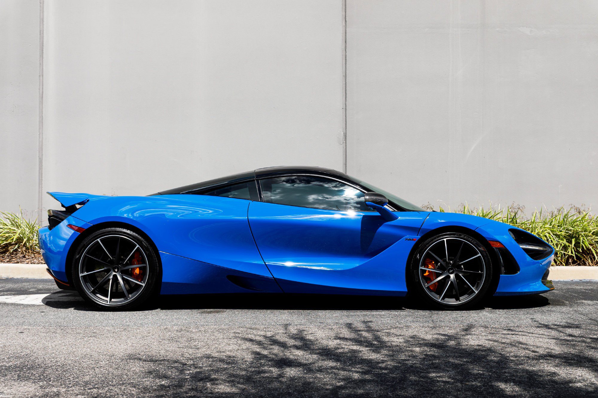 Used 2019 McLaren 720S Luxury photo 6