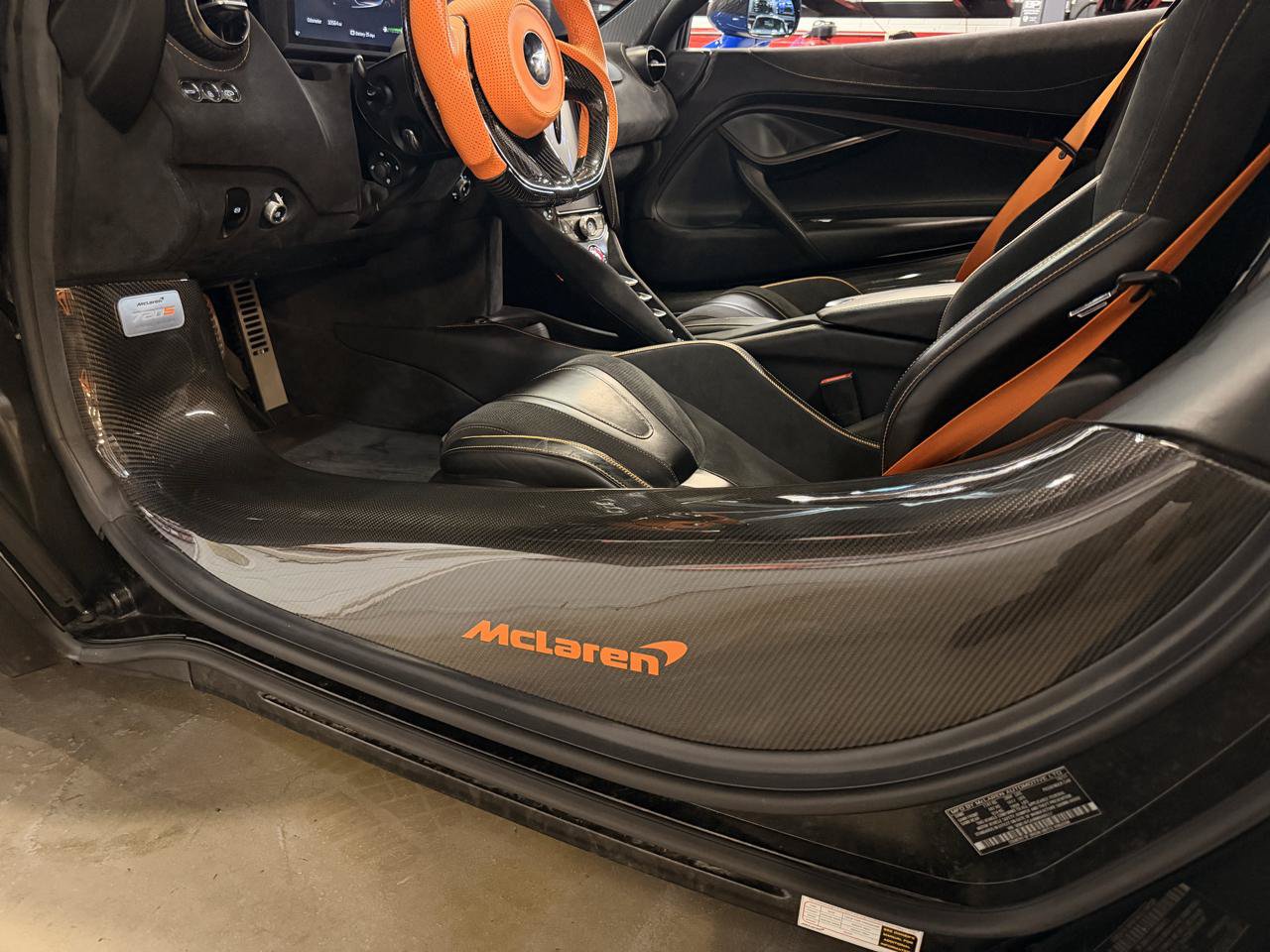 Used 2022 McLaren 720S Performance photo 26