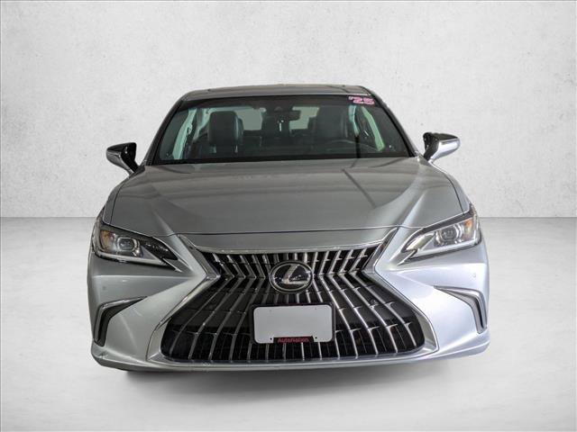 2025 Lexus ES 300h