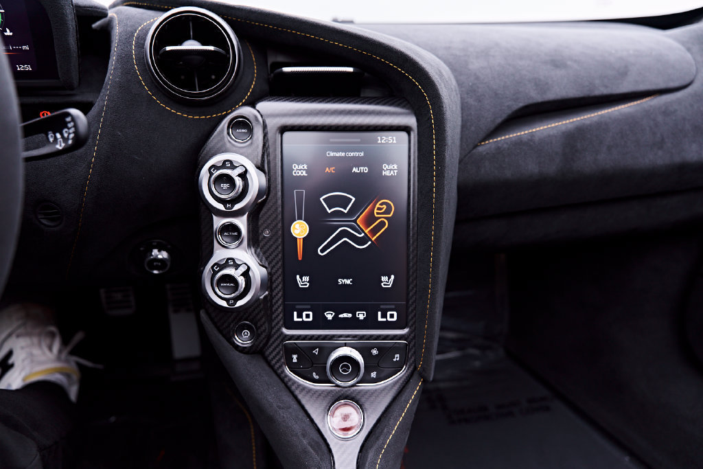 Used 2022 McLaren 765LT photo 94