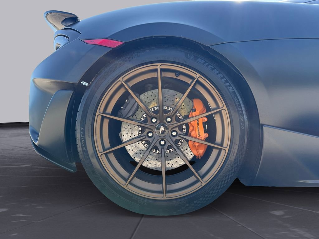 Used 2020 McLaren 600LT Spider photo 24
